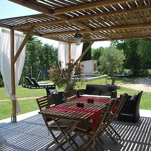 Le Cabanon Tendance Du Luberon Hébergement de vacances Mérindol